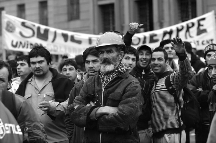 Movilización del PIT-CNT frente al Palacio Legislativo. · Foto: Nicolás Celaya