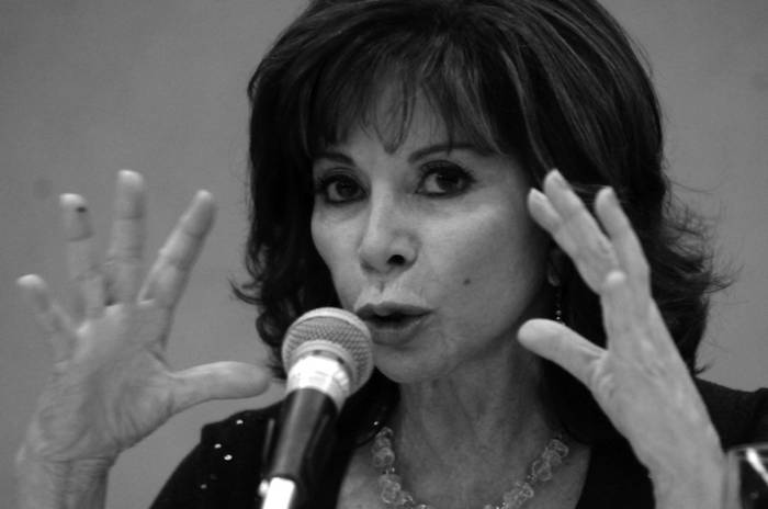 Isabel Allende, durante la conferencia de prensa que brindó ayer. · Foto: Victoria Rodríguez