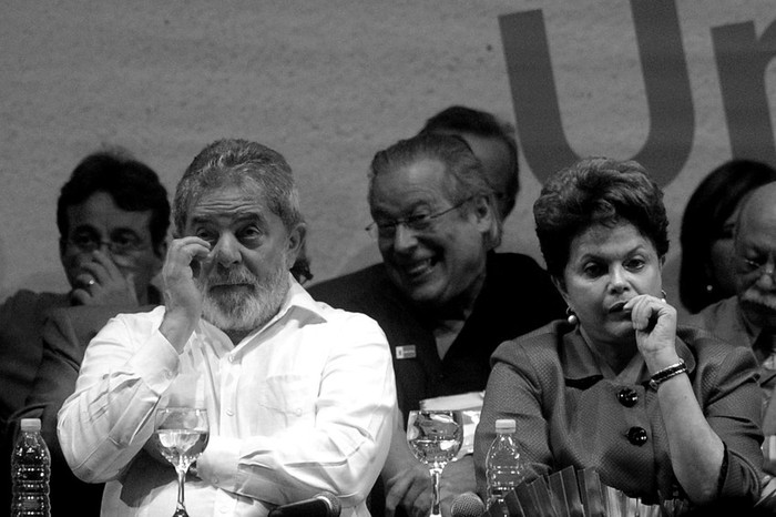 Luiz Inácio Lula da Silva, José Dirceu y Dilma Rousseff en el IV Congreso del Partido de los Trabajadores, el viernes, en Brasilia. · Foto: EFE, Fernando Bizerra Jr