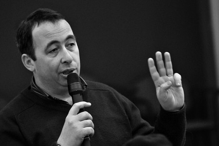 El dirigente de APU Ruben Hernández, en la Mesa Representativa del PIT-CNT. (archivo, agosto de 2011) · Foto: Javier Calvelo El dirigente de APU Ruben Hernández, en la Mesa Representativa del PIT-CNT. (archivo, agosto de 2011) · Foto: Javier Calvelo
