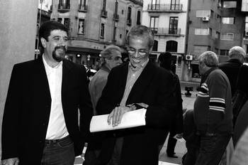 Fernando Pereira y Juan Castillo, ayer, previo al acto inaugural del XI Congreso del PIT-CNT, en el Teatro Solís. Fernando Pereira y Juan Castillo, ayer, previo al acto inaugural del XI Congreso del PIT-CNT, en el Teatro Solís.