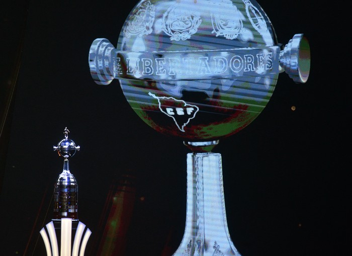 Sorteo de la fase de grupos de la Copa Libertadores en la sede de la Conmebol en Luque, Paraguay, el 17 de marzo de 2025. foto: Daniel Duarte, AFP