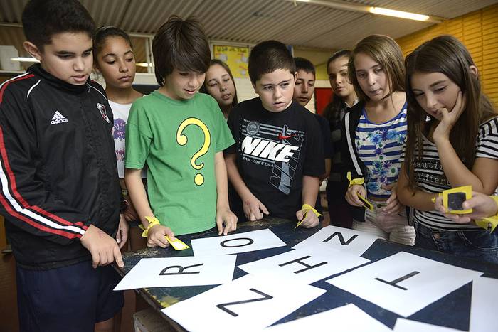 Actividades de iniciación a la vida liceal. Foto: Santiago Mazzarovich (archivo, febrero de 2016)