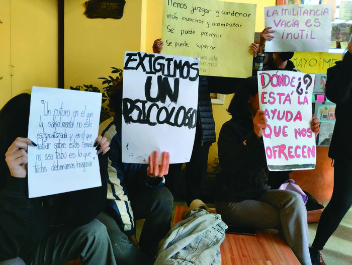 Estudiantes del liceo de San Carlos. Foto: Mónica Robaina