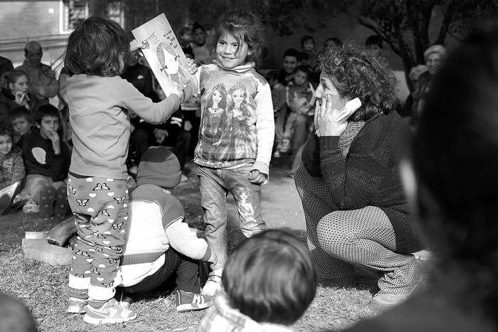 Actividad internivelar en el entro de educación inicial Los Teritos, La Boyada. / foto: pablo vignali