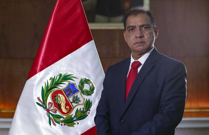 Luis Barranzuela. · Foto: Presidencia del Perú