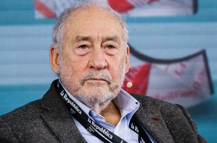 Joseph Stiglitz en la Universidad Bocconi de Milán, Italia, el 18 de marzo de 2025. · Foto: Alessandro Bremec, Nurphoto, AFP
