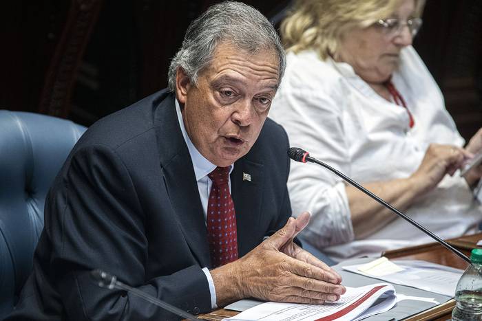 Fernando Mattos en el Parlamento (02.02.2023). · Foto: Ernesto Ryan