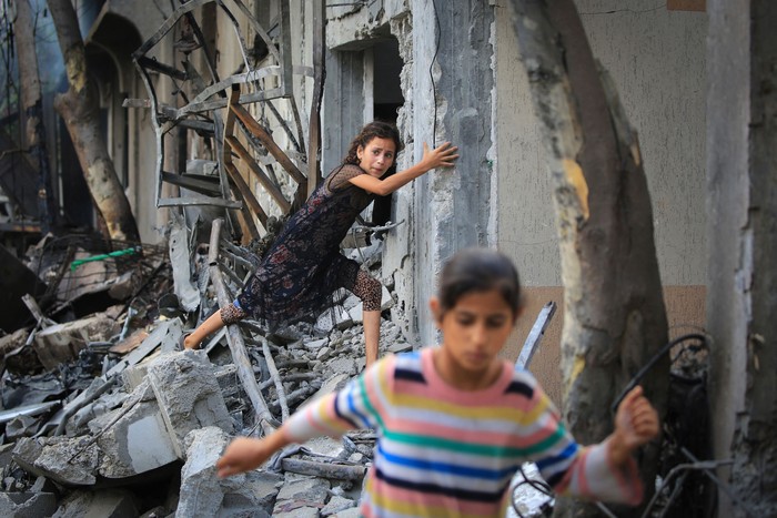 Día después de una operación de las Fuerzas Especiales de Israel, el 9 de junio, en el campamento de Nuseirat, en el centro de la Franja de Gaza. · Foto: Eyad Baba / AFP