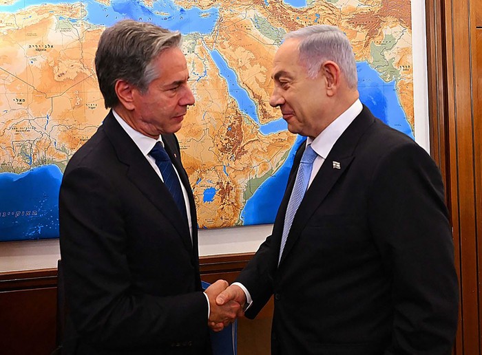 Antony Blinken, secretario de Estado de Estados Unidos, y Benjamin Netanyahu, primer ministro israelí, el 19 de agosto, en Jerusalén · Foto: Haim Zach, Anadolu, AFP