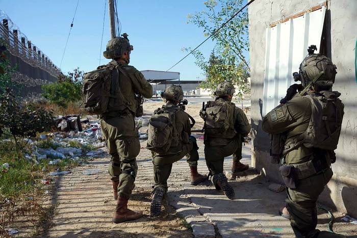 Fuerzas israelíes operan, ayer, en Rafah, Franja de Gaza. · Foto: Ejército israelí, AFP