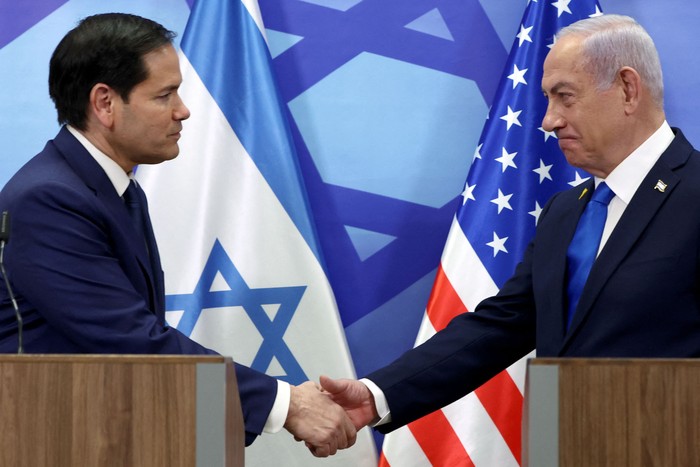 Marco Rubio, secretario de Estado de Estados Unidos, y Benjamin Netanyahu, primer ministro israelí, el 16 de febrero, en Jerusalén. · Foto: Evelyn Hockstein, pool, AFP