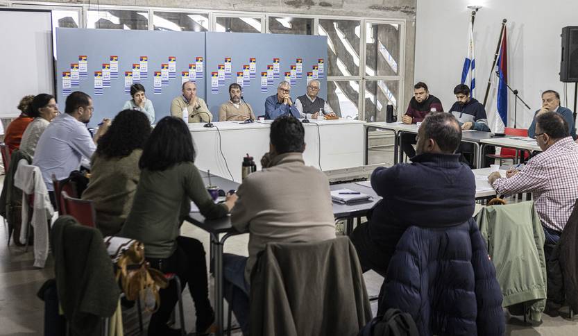 mesa politica RS178699_20230911ER_045