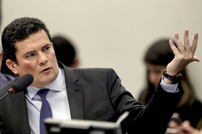 Sérgio Moro durante una audiencia ante una comisión legislativa, en Brasilia, el 2 de julio. · Foto: Lucio Tavora, Xinhua