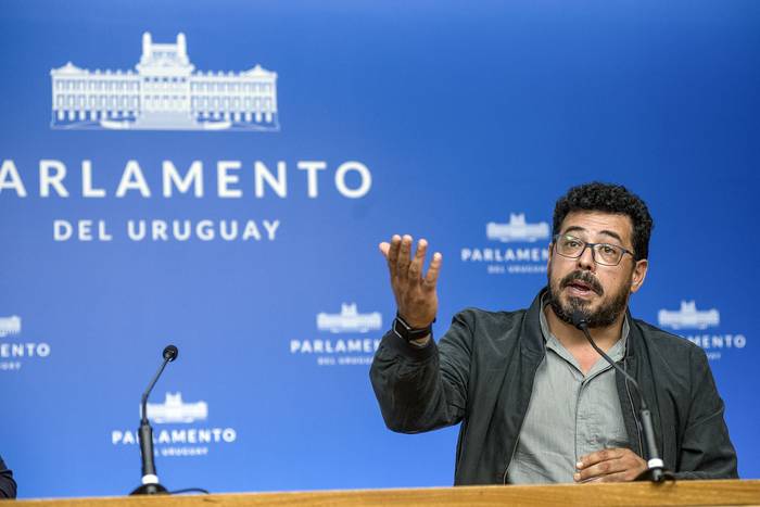 Alejandro Sánchez, durante la presentación de proyectos del MPP, este lunes, en el Anexo. · Foto: Natalia Rovira