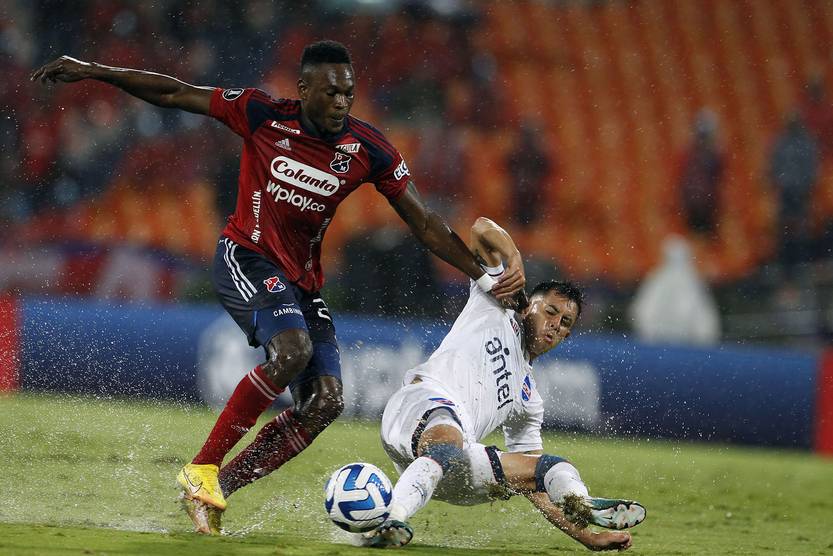 nacional 062800aad849