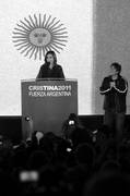 Cristina Fernández, ayer, durante el discurso que dio en su comando de campaña, tras confirmarse su victoria en las elecciones argentinas