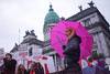 Activistas se manifestaron frente al Congreso Nacional en Buenos Aires, Argentina, hoy · Foto: Mariana Greif Activistas se manifestaron frente al Congreso Nacional en Buenos Aires, Argentina, hoy · Foto: Mariana Greif