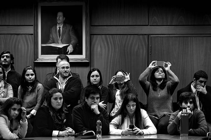 Jóvenes del Partido Nacional ayer en el Edificio Artigas del anexo del Palacio Legislativo. / Foto:  Nicolás Celaya
