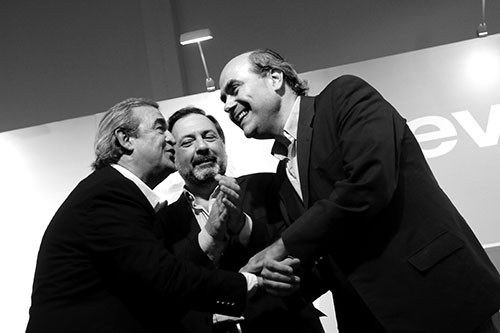 Jorge Larrañaga, Jorge Gandini y Pablo Abdala, ayer en el acto de la lista 250 en el parador de la rambla Charles de Gaulle de Montevideo. / Foto: Nicolás Celaya