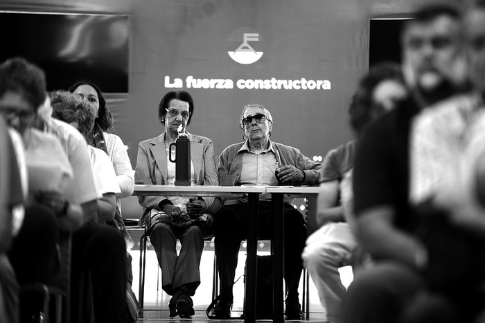 Militantes frenteamplistas durante el Plenario Nacional del Frente Amplio, el sábado en La Huella de Seregni. Foto: Santiago Mazzarovich