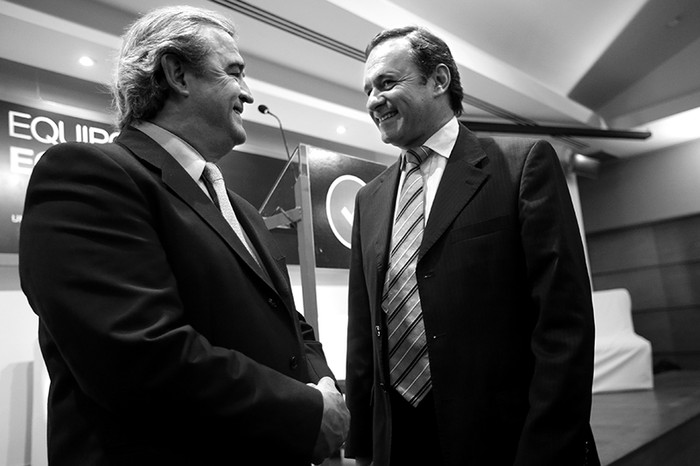 Jorge Larrañaga y Álvaro Delgado, ayer, en la presentación del equipo económico de la fórmula presidencial del Partido Nacional. / Foto: Sandro Pereyra