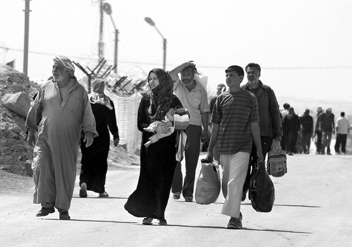 Refugiados sirios en el nuevo campo de refugiados sirios de Zaatari, cerca de la ciudad de Mafraq, Jordania, el martes 30 de abril. · Foto:  Jamalnasrallh, Efe