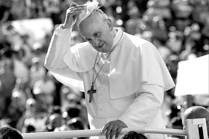 Jorge Bergoglio, el sábado, durante su visita a Isernia, Molise, Italia. / Foto: Ciro Fusco, Efe