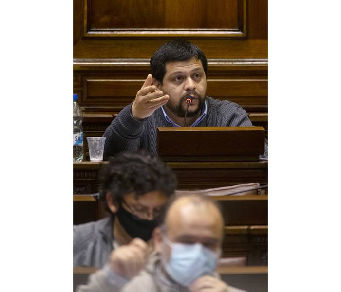 Nicolás Lorenzo en el Parlamento (archivo, julio de 2021). · Foto: Ernesto Ryan