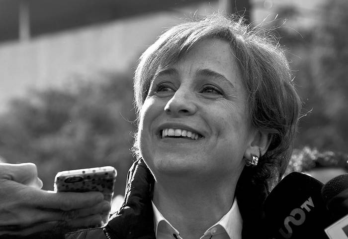 Carmen Aristegui, periodista mexicana, habla con la prensa, ayer, en Ciudad de México. Foto: Ronaldo Schemidt, AFP