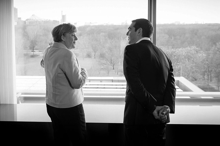 Angela Merkel, canciller alemana, y Alexis Tsipras, primer ministro griego, ayer, en la sede de la cancillería en Berlín, Alemania. Foto: Guido Bergmann, Efe