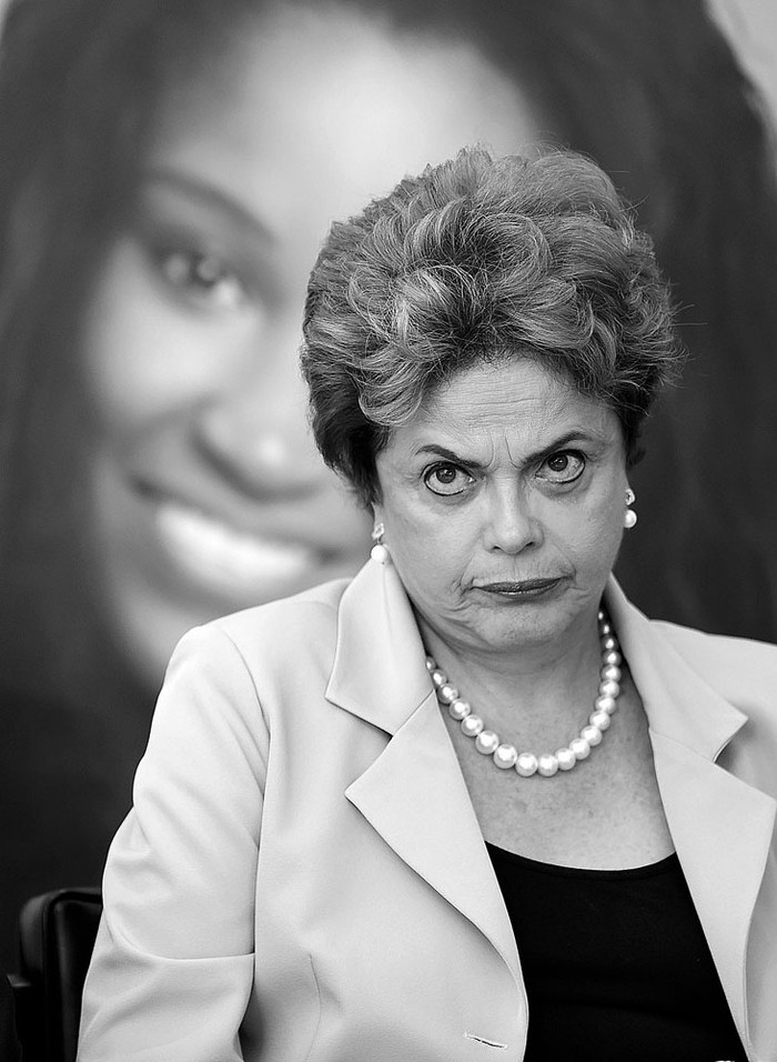 Dilma Rousseff durante la ceremonia de lanzamiento del Programa de Inversión en Energía, ayer, en el Palacio de Planalto, en Brasilia. Foto: Evaristo Sa, AFP