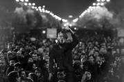 Segunda jornada de protesta desde que el primer ministro rumano Victor Ponta anunció su renuncia, ayer, en Bucarest, Rumania.Foto: Daniel Mihailescu, Afp
