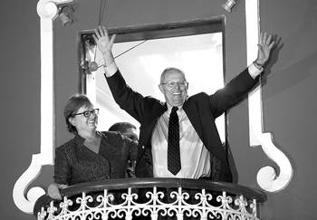 Pedro Pablo Kuczynski, candidato presidencial de Peruanos por el Kambio, el domingo, en Lima, Perú. • Foto: Martín Bernetti, Afp Pedro Pablo Kuczynski, candidato presidencial de Peruanos por el Kambio, el domingo, en Lima, Perú. • Foto: Martín Bernetti, Afp