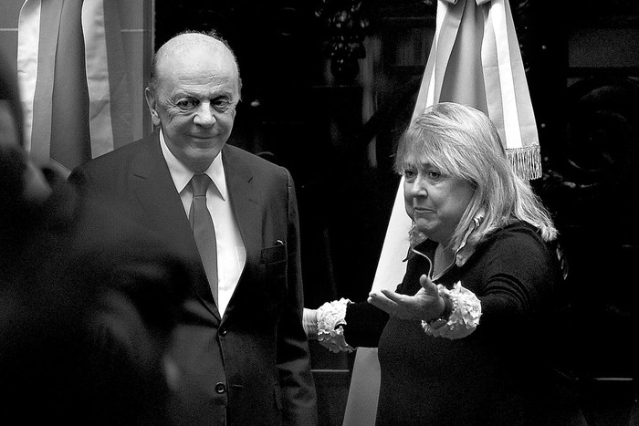 Susana Malcorra, canciller argentina, y José Serra, ministro Mabromata, Afp