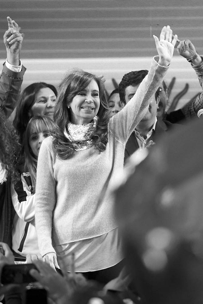 Cristina Fernández, ayer, después de las elecciones Primarias Abiertas, Simultáneas y Obligatorias en Argentina, en Buenos Aires. Foto: Daniel Vides, AFP