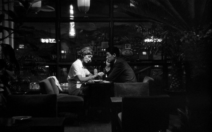 Hiroshima mon amour.