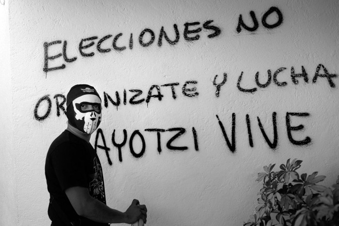Nueva jornada de protestas por parte de integrantes de la Coordinadora Estatal de Trabajadores de la Educación de Guerrero, el 7
de enero, en la ciudad mexicana de Chilpancingo, en el estado de Guerrero. Foto: José Luis de la Cruz, Efe