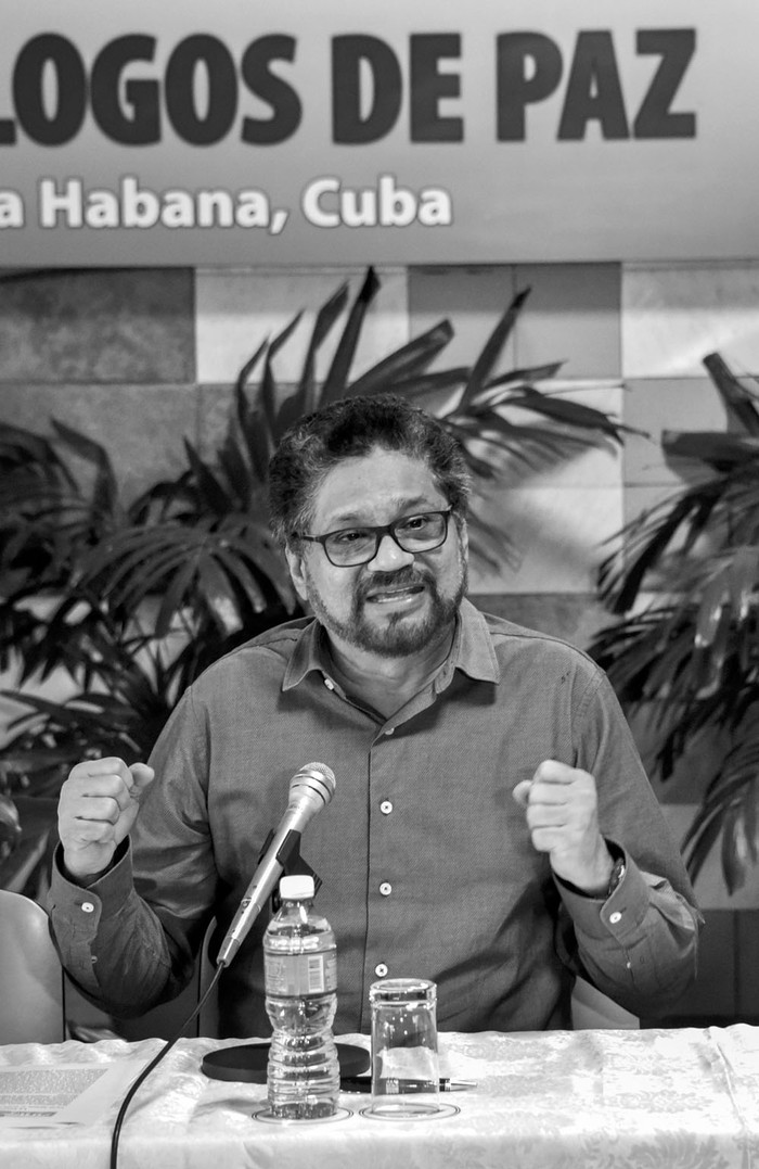 Iván Márquez, jefe de la delegación de las FARC, durante una conferencia de prensa, ayer,
en el Palacio de Convenciones de La Habana, Cuba. Foto: Adalberto Roque, Afp