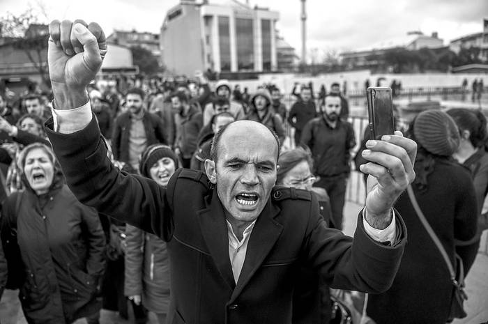 Movilización para presentar una petición de objeción al referéndum, el lunes, en Turquía. Foto: Ozan Kose, AFP
