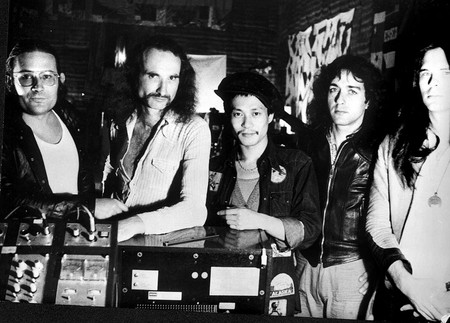 Can. De izquierda a derecha: Irmin Schmidt, Holger Czukay, Damo Suzuki, Jaki Leibezeit y Michael Karoli. Foto: s/d de autor Can. De izquierda a derecha: Irmin Schmidt, Holger Czukay, Damo Suzuki, Jaki Leibezeit y Michael Karoli. Foto: s/d de autor