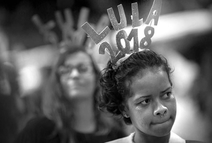Manifestación de apoyo a Luiz Inácio Lula da Silva, el 8 de marzo, en el centro de Río de Janeiro. Foto: Mauro Pimentel, AFP