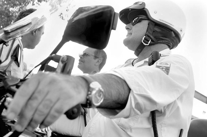 Inspectores de tránsito de Montevideo. Foto: Javier Calvelo (archivo, noviembre de 2008)
