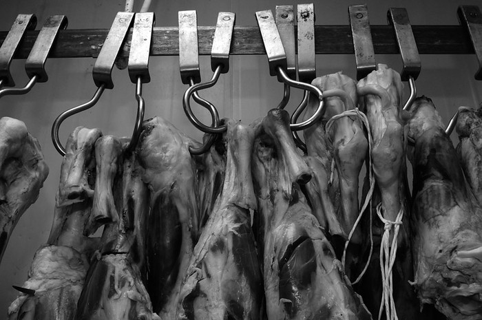 Carne vacuna en la cámara de un supermercado. (archivo, agosto de 2009) · Foto: Ricardo Antúnez