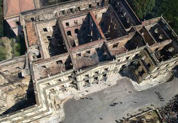 Estado en que quedó el Museo Nacional de Río de Janeiro. , afp Estado en que quedó el Museo Nacional de Río de Janeiro. , afp