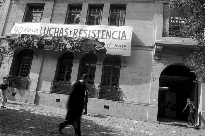 El ex centro de represión y exterminio usada por la Direccion de Inteligencia Nacional (DINA) entre setiembre de 1973 y setiembre de 1974 de la calle Londres 38, en Santiago de Chile.  · Foto: Nicolás Celaya