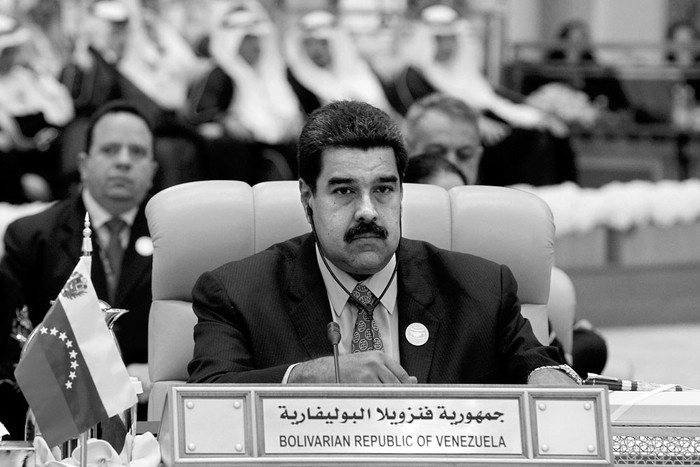 El presidente veneozolano, Nicolás Maduro, durante la clausura de la IV Cumbre de Jefes de Estado y de Gobierno de América del Sur y Países Árabes, ayer, en Riad, Arabia Saudita. Foto: Ahmed Yosri, Efe