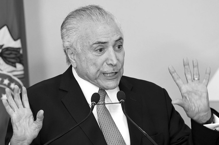 Michel Temer hace una declaración sobre el cargo de soborno en su contra, el martes, en el Palacio del Planalto, en Brasilia. Foto: Evaristo Sa, AFP