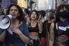 Marcha por 18 de Julio por el Día Internacional de la Eliminación de la Violencia contra la Mujer (archivo noviembre 2020) Marcha por 18 de Julio por el Día Internacional de la Eliminación de la Violencia contra la Mujer (archivo noviembre 2020)