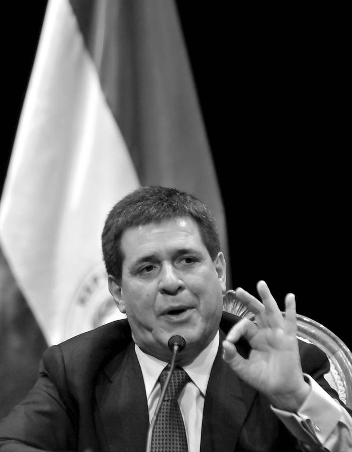 Horacio Cartes, en conferencia en el Banco Central del Paraguay.  (archivo, agosto de 2013) · Foto: Javier Calvelo